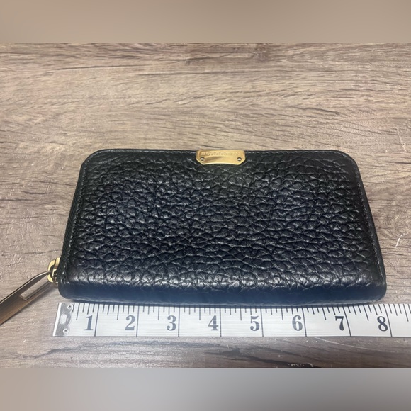Burberry Wallet Leather Black Round - Picture 2 of 9